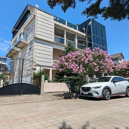 科布列季 Tirkius House酒店 外观 照片